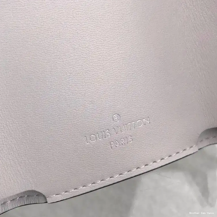 Brother Sam Yupoo LV Bags 19B570128 1025